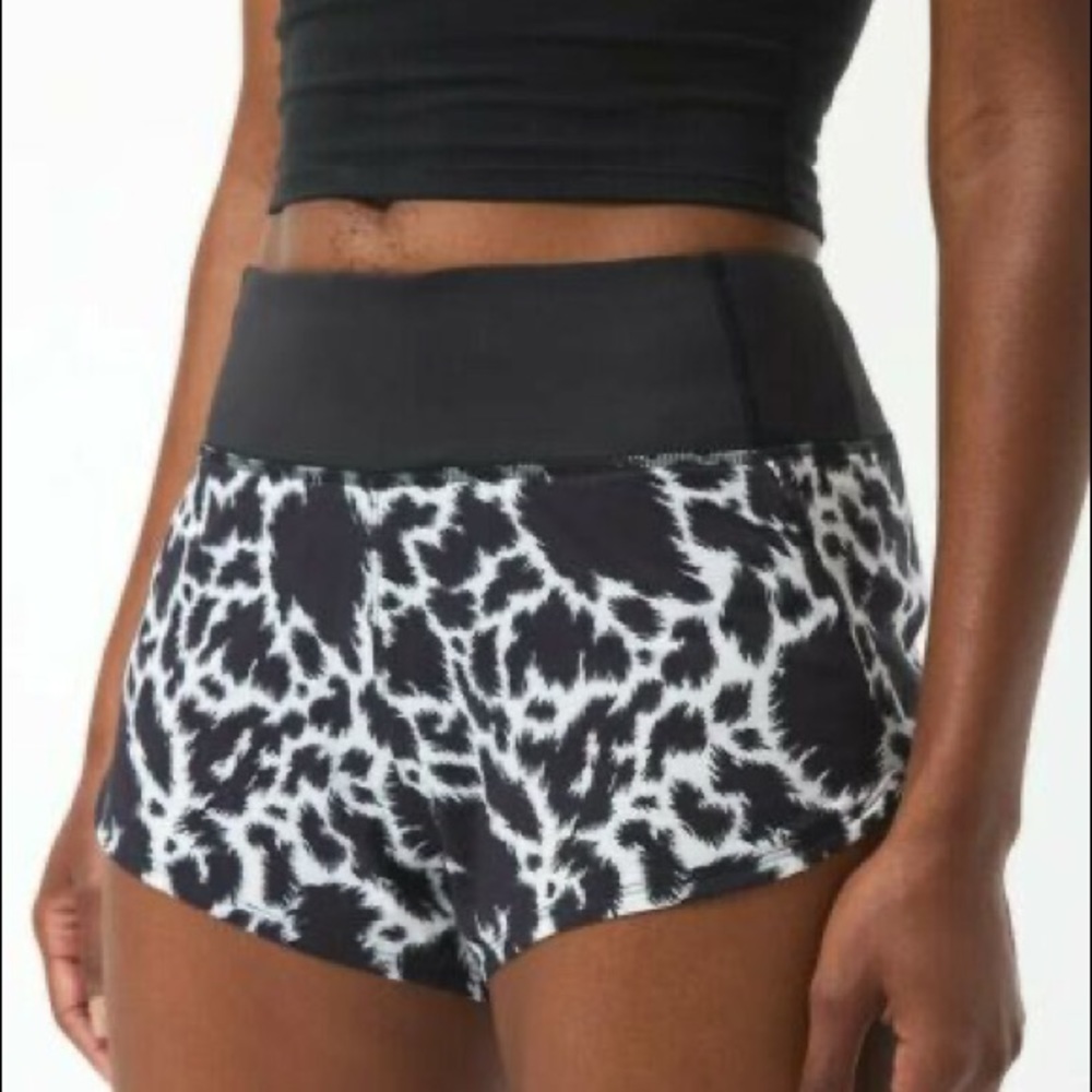 Outdoor Voices- Hudson Shorts- Dalmatian print- SzS